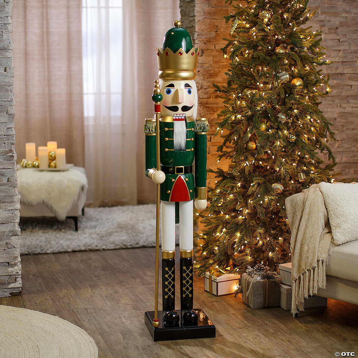 5ft Giant Wooden Nutcracker Grn